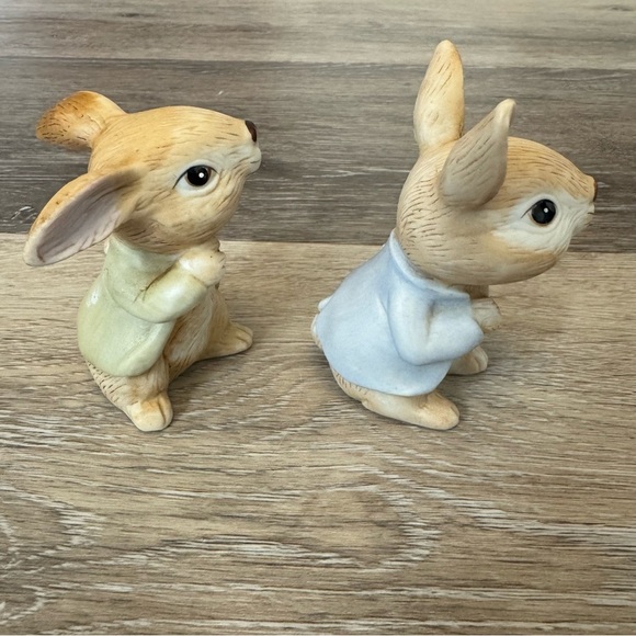 2 Homco Bunny Rabbits Porcelain Figurines 3.2" Tall Easter Spring Carrots #1410 - Picture 2 of 6